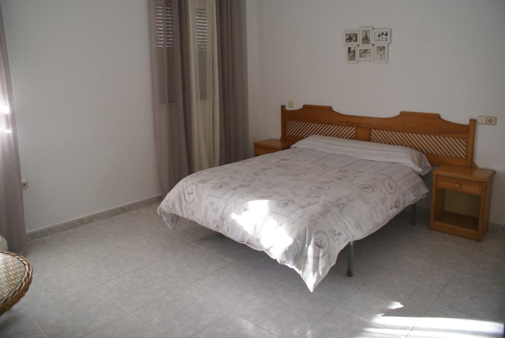 Hostal Velasco Valdelacalzada Luaran gambar